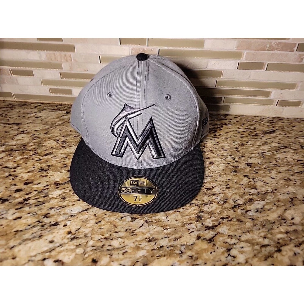 Miami Marlins hat cap New Era 59Fifty Fitted Size 7 5/8 MLB Baseball Florida